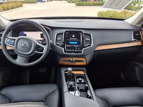 Certified 2023 Volvo XC90 B6 Plus w/ Protection Package Premier AWD/4WD image 22