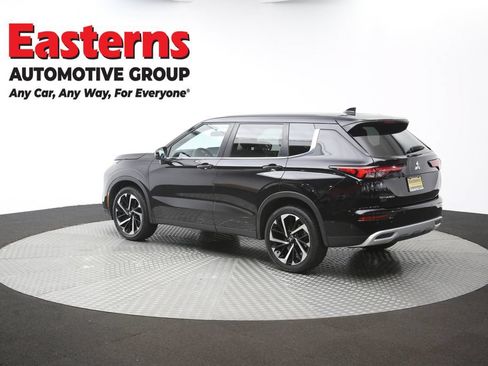 Used 2024 Mitsubishi Outlander SE AWD/4WD image 63