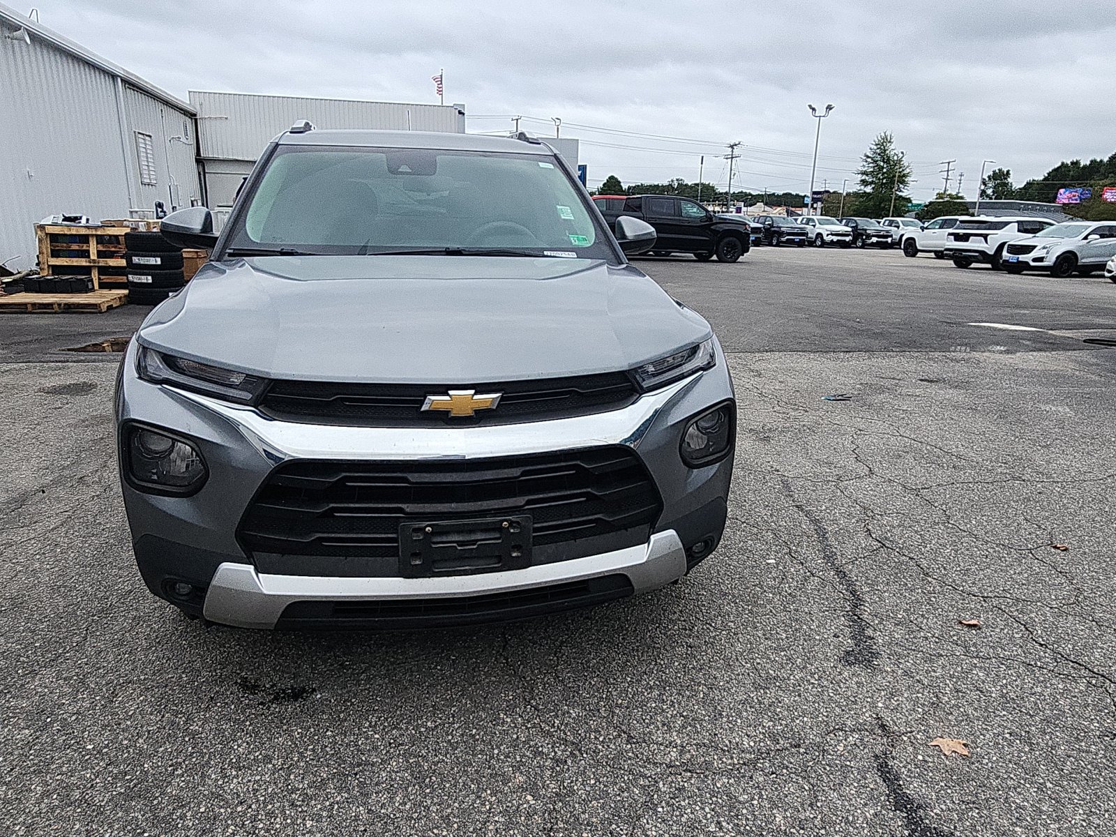 Used 2023 Chevrolet TrailBlazer LT FWD image 8