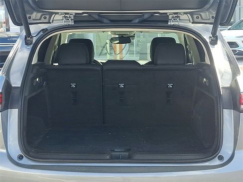 Used 2023 Buick Envision Essence image 28