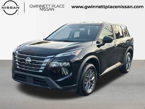 Used 2024 Nissan Rogue S image 1