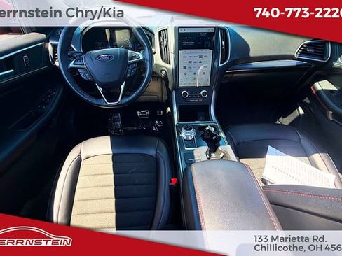 Used 2023 Ford Edge ST-Line w/ Class II Trailer Tow Package AWD/4WD image 9