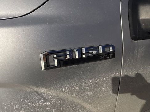 Used 2018 Ford F150 XLT w/ Equipment Group 302A Luxury image 11