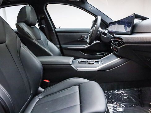 Certified 2025 BMW 330i xDrive Sedan image 17