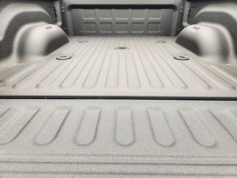 New 2026 RAM 2500 Laramie AWD/4WD image 28