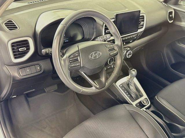 Certified 2024 Hyundai Venue Limited FWD image 11