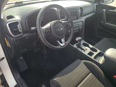 Used 2018 Kia Sportage LX AWD/4WD image 13