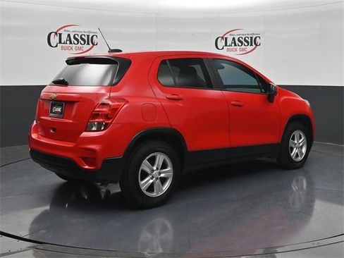 Used 2020 Chevrolet Trax LS image 7