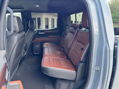 Used 2025 GMC Sierra 1500 Denali Ultimate AWD/4WD image 17