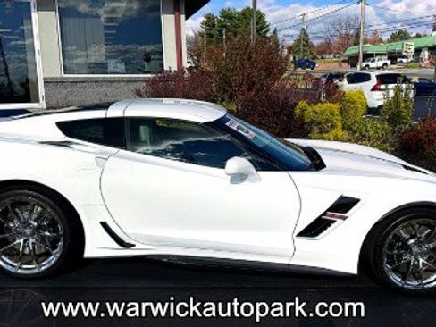 Used 2019 Chevrolet Corvette Grand Sport image 15