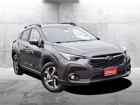 Used 2024 Subaru Crosstrek 2.0i Premium image 2