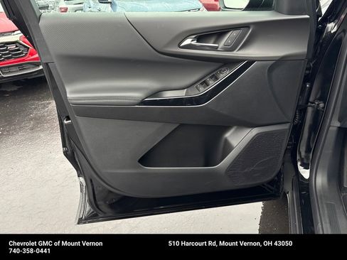 New 2026 Chevrolet Equinox LT w/ Midnight Edition image 18