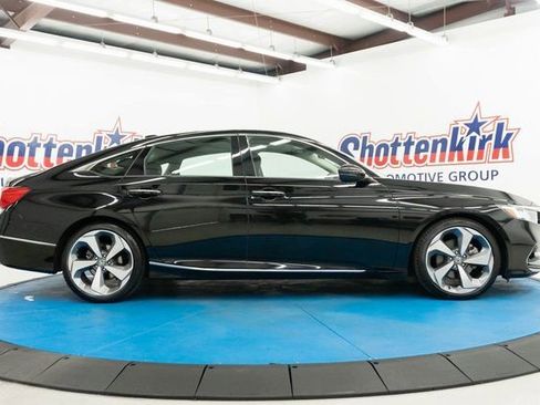 Certified 2020 Honda Accord Touring image 12