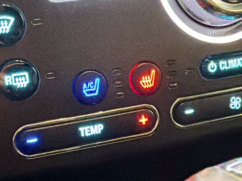 Used 2019 Ford Explorer Limited w/ Class III Trailer Tow Package image 26