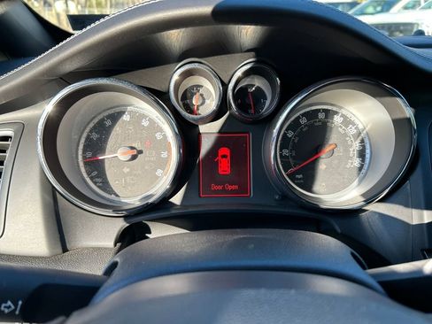 Used 2017 Buick Cascada Premium image 21