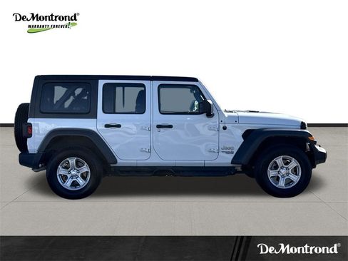 Used 2018 Jeep Wrangler Unlimited Sport S image 4