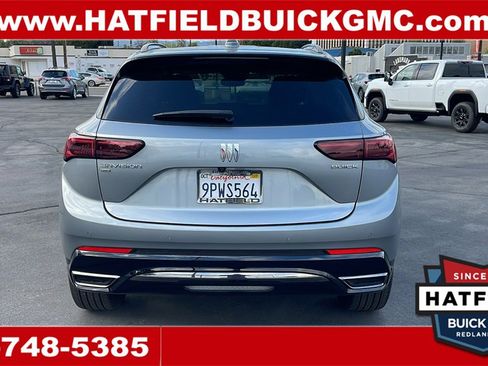 Used 2025 Buick Envision Sport Touring image 4