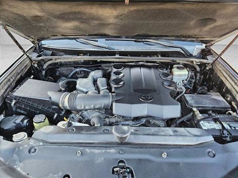 Used 2015 Toyota 4Runner Limited RWD image 21