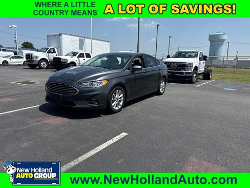 Used 2020 Ford Fusion SE FWD image 1