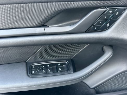 Used 2023 Porsche Taycan RWD image 12