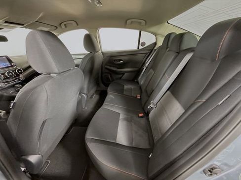 Certified 2025 Nissan Sentra SR w/ Midnight Edition image 9