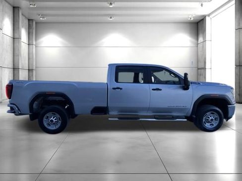 Used 2022 GMC Sierra 2500 Pro w/ Convenience Package AWD/4WD image 9