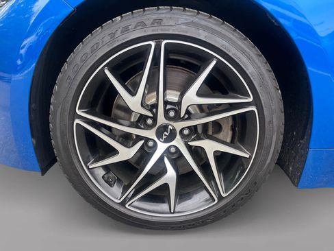 Used 2023 Kia Stinger GT-Line w/ Sun & Sound Package AWD/4WD image 9