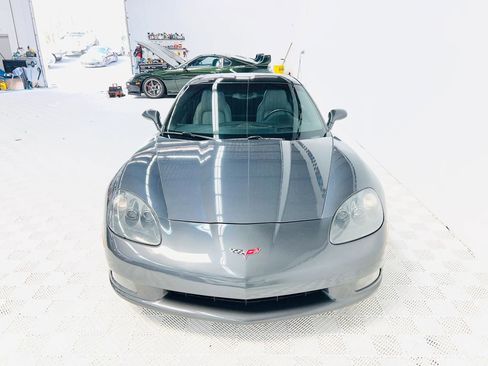 Used 2009 Chevrolet Corvette Coupe w/ Preferred Equipment Group RWD image 11