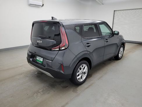 Used 2025 Kia Soul LX w/ LX Technology Package image 9