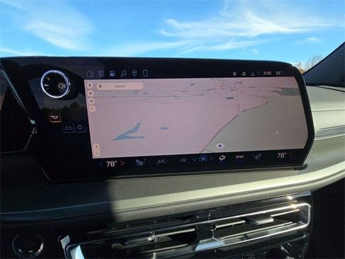 New 2026 Chevrolet Traverse LT w/ Midnight/Sport Edition image 14