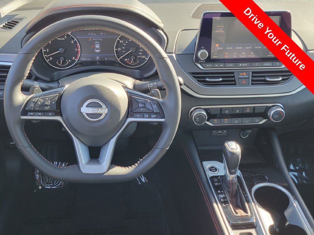 Used 2025 Nissan Altima 2.5 SR AWD/4WD image 6