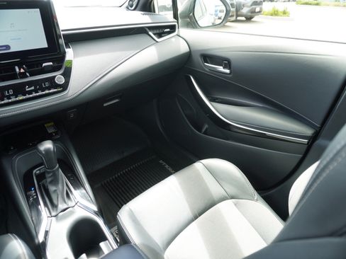 Used 2023 Toyota Corolla XSE FWD image 14