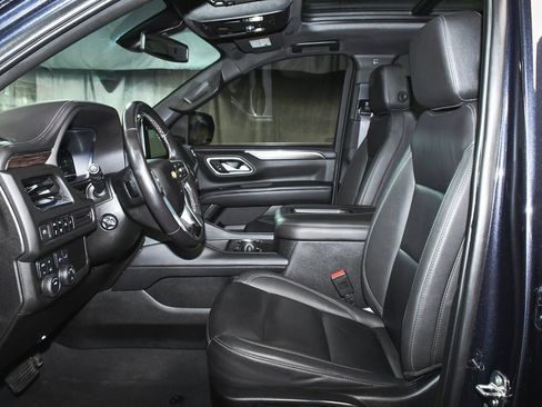 Used 2022 Chevrolet Tahoe LT w/ Luxury Package image 41