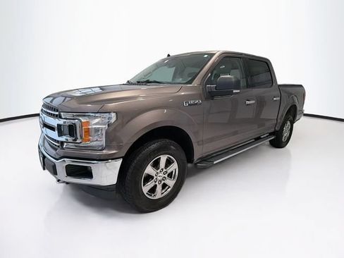 Used 2020 Ford F150 XLT w/ Equipment Group 302A Luxury AWD/4WD image 3