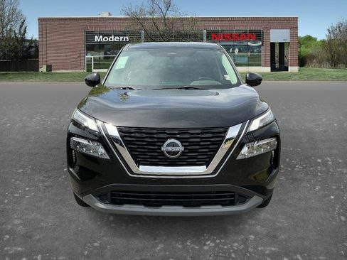 Used 2022 Nissan Rogue SV FWD image 6