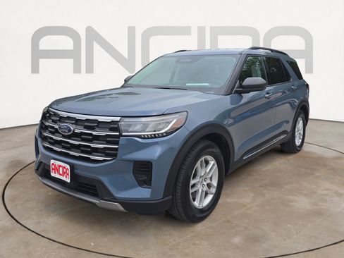 Used 2025 Ford Explorer Active image 6