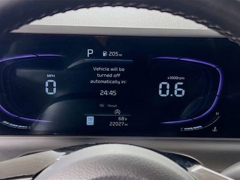Certified 2025 Kia Seltos S FWD image 12
