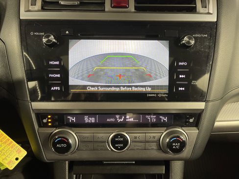 Used 2016 Subaru Legacy 2.5i Premium w/ Moonroof Package image 22