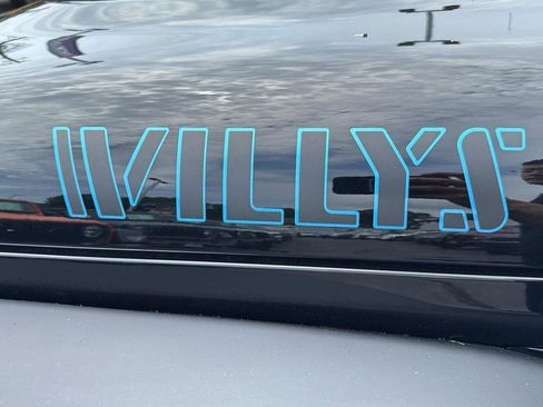 Used 2023 Jeep Wrangler Unlimited image 11