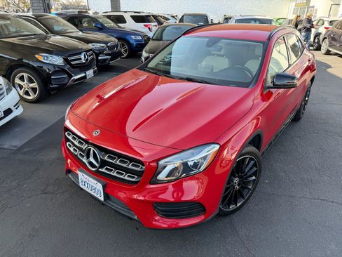 Used 2018 Mercedes-Benz GLA 250 4MATIC image 4