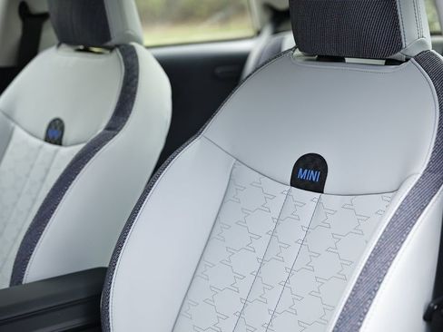 New 2026 MINI Cooper 2-Door Hardtop image 20