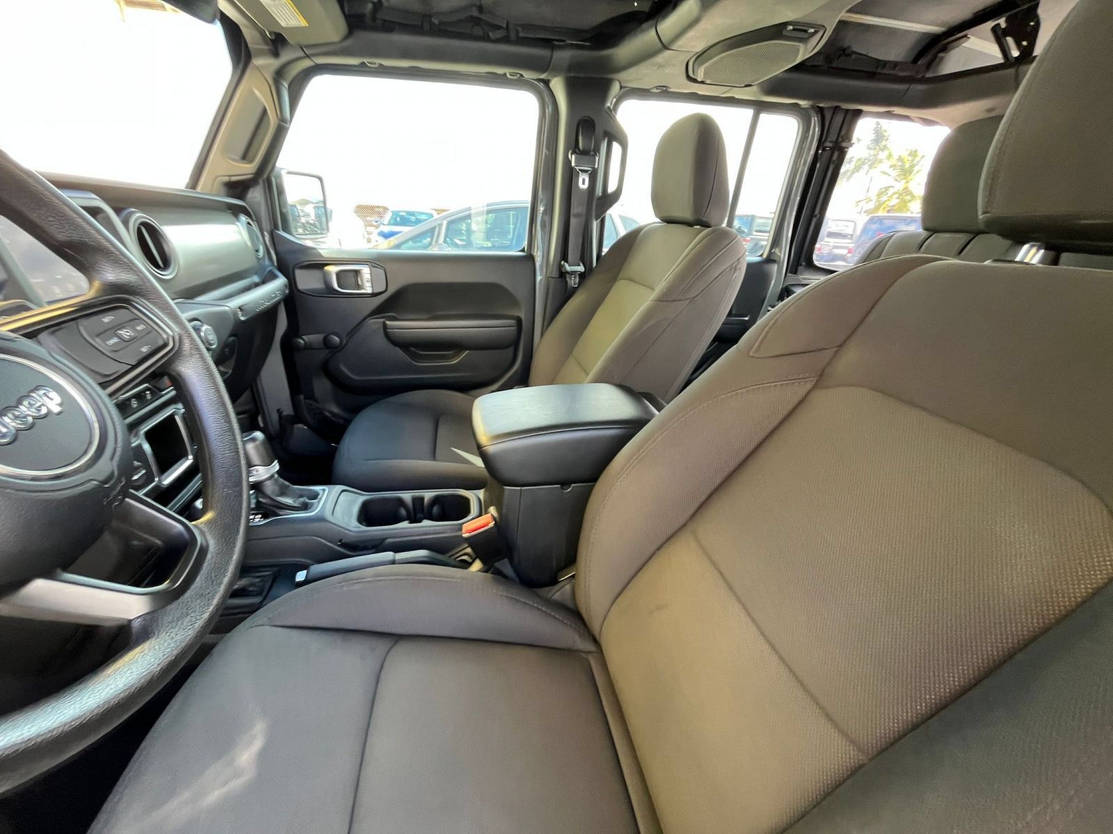Used 2023 Jeep Wrangler Unlimited Sport AWD/4WD image 24