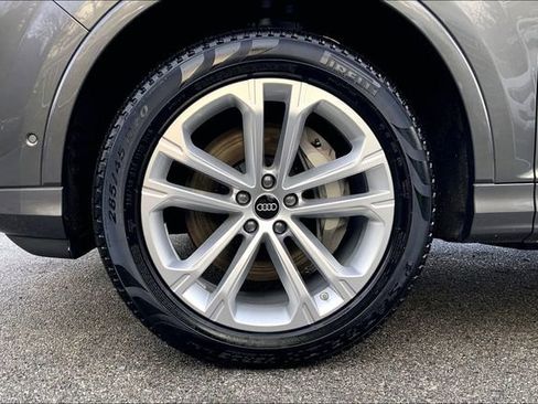 Used 2025 Audi Q7 3.0T Premium Plus image 10