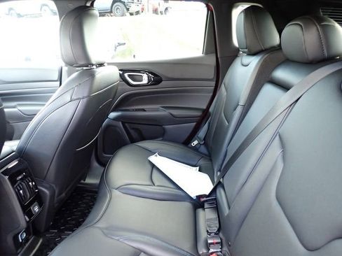 New 2026 Jeep Compass Limited image 13