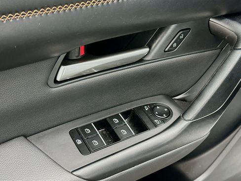 Used 2025 MAZDA CX-50 AWD 2.5 Hybrid w/ Premium Pkg image 15