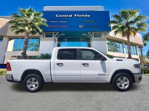 Certified 2025 RAM 1500 Big Horn AWD/4WD image 4