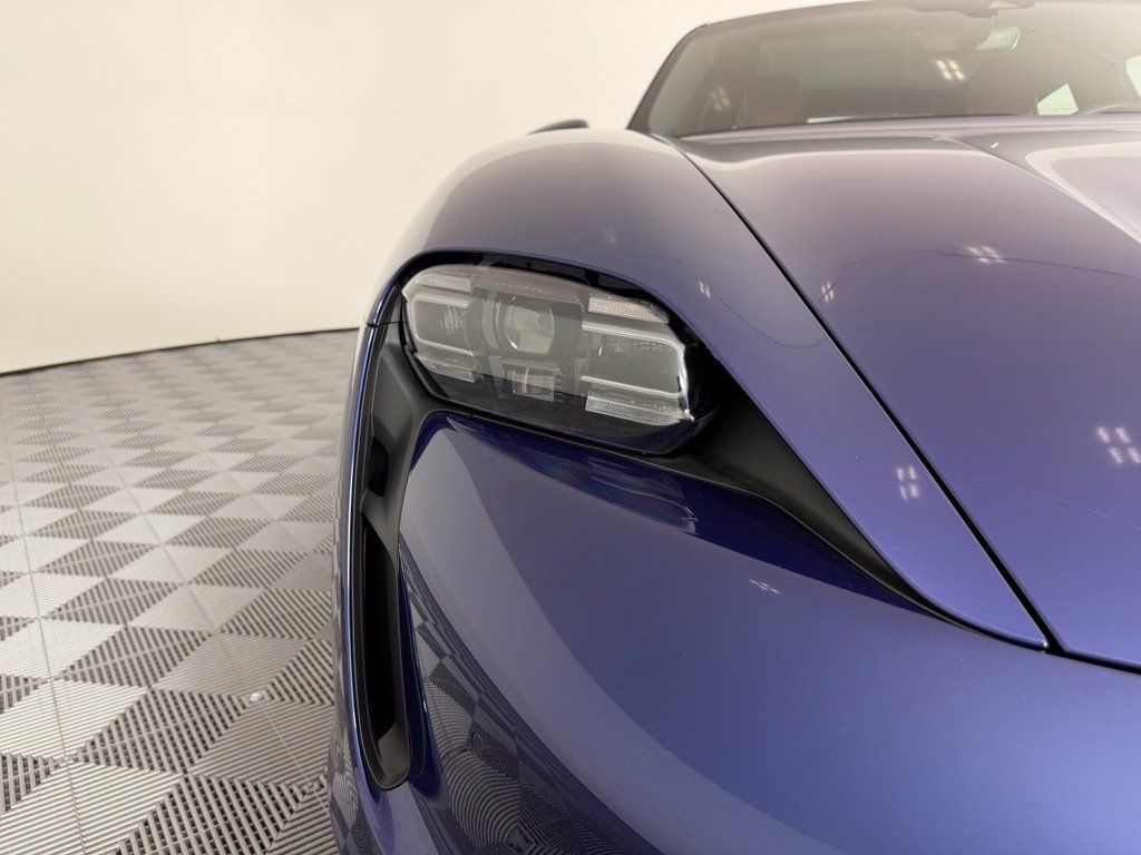 Used 2024 Porsche Taycan RWD image 10
