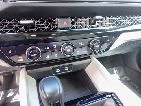 Used 2024 Honda Accord EX-L image 17