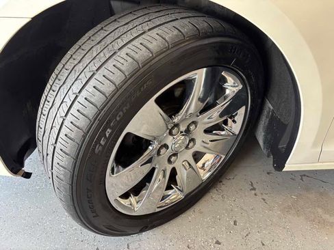 Used 2010 Buick LaCrosse CXL w/ Luxury Package image 27