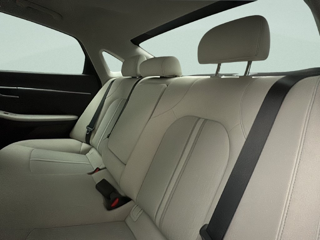 New 2026 Hyundai Sonata SEL FWD image 15